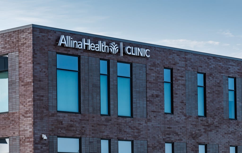 Allina Health-clinic-minnesota nurses strike